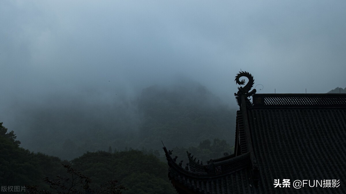 下雨天怎么拍照片好看（附6个技巧拍出下雨天的故事摄影大片）